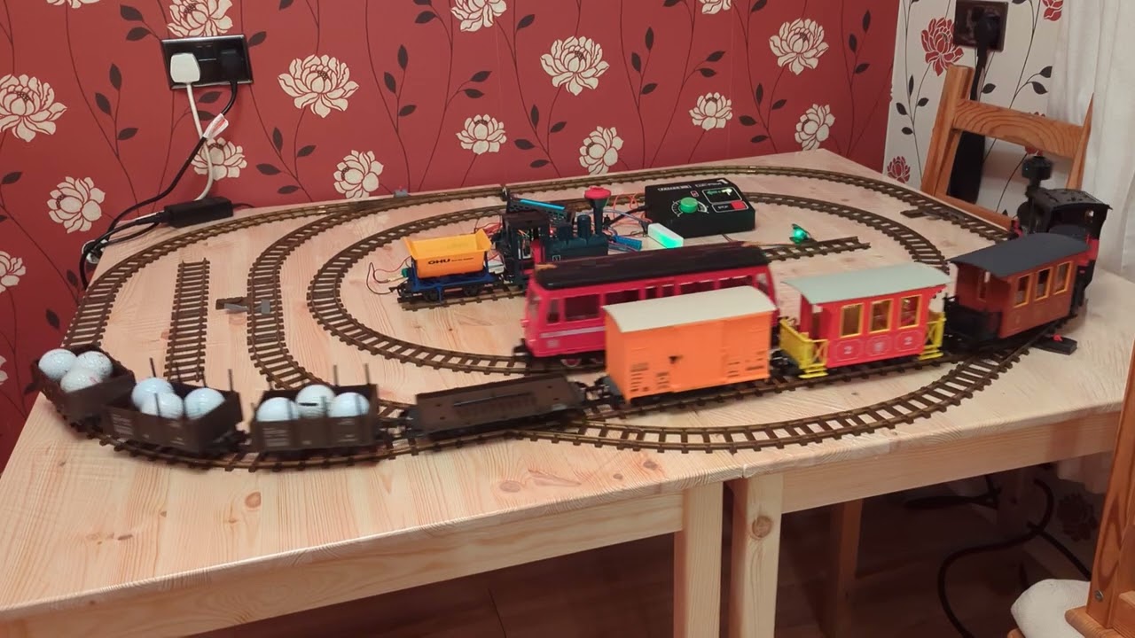 DCC EX running Faller Train